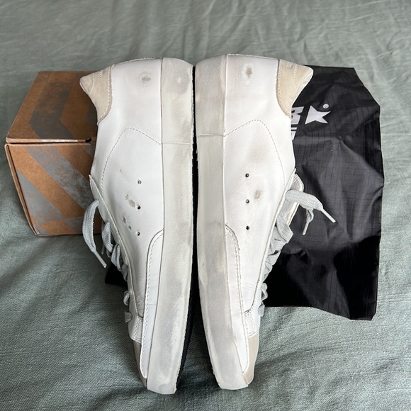 Golden Goose Superstars size 40- NIB - Picture 4 of 5